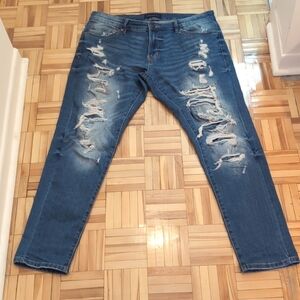 Aeropostale athletic skinny distressed jeans size 33